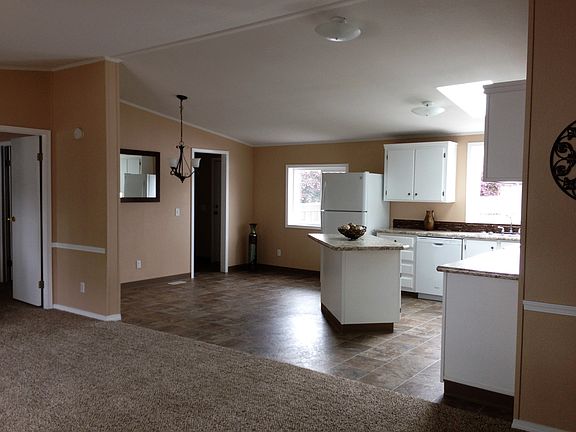 4th image of 15509 SE Mill Plain Blvd Unit 44