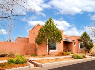 1 Periwinkle Pl, Santa Fe, NM 87508