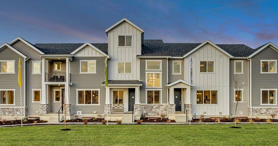 1st image of 1248 W Saddlebred Way