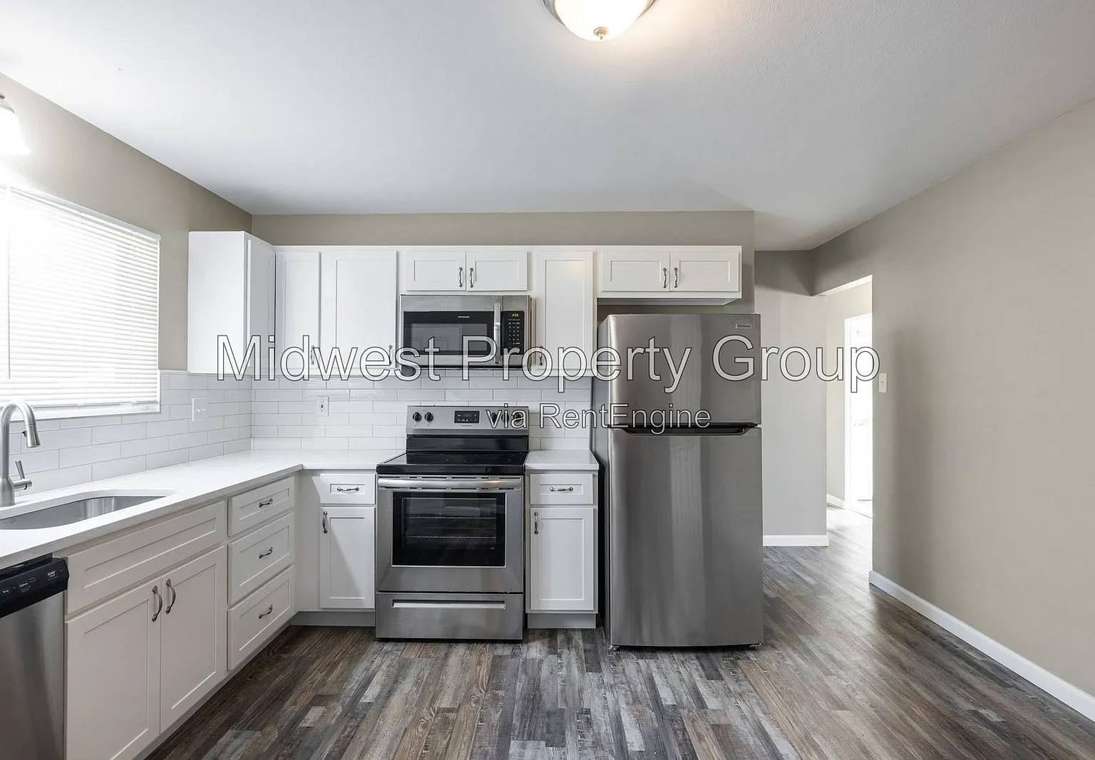 3 bed, 1.0 bath, 1014 sqft, $1,450 — Photo 3