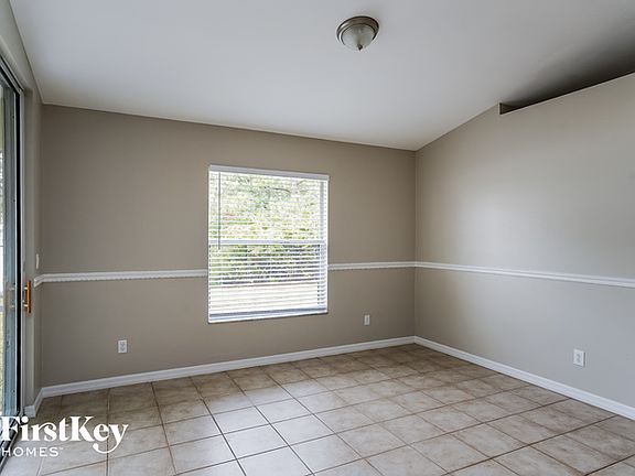 4th image of 1124 NW 21st Pl