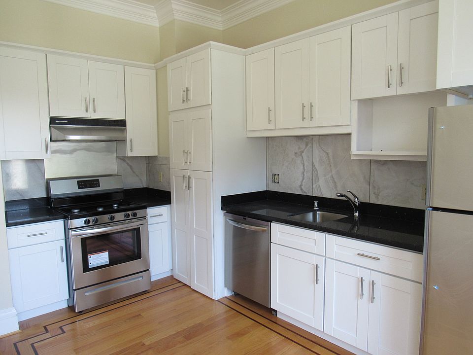 1st image of 115 Sanchez St APT 6