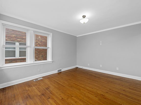 2nd image of 4010-4012 Oleatha Ave #4010A