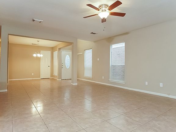 4th image of 9218 Kingsrose Ln