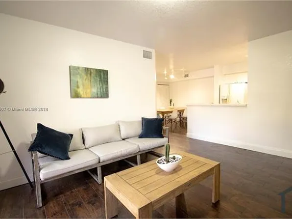 15470 SW 284th St Unit 201, Homestead, FL 33033