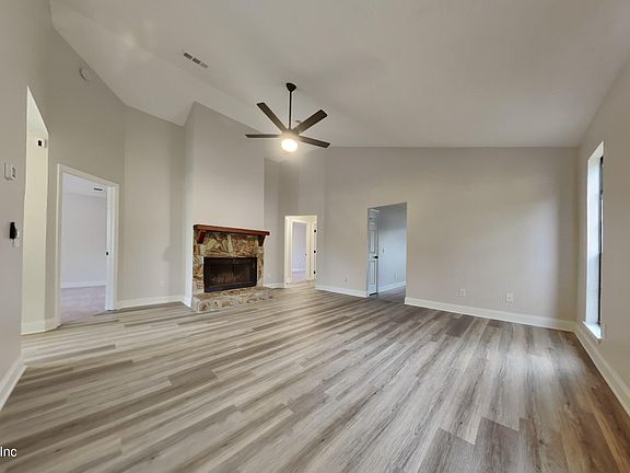 2nd image of 1863 ALBERTA Court N