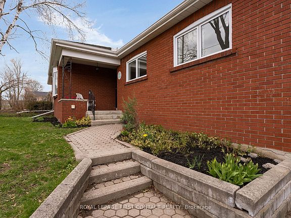 2nd image of 103 Rodney St