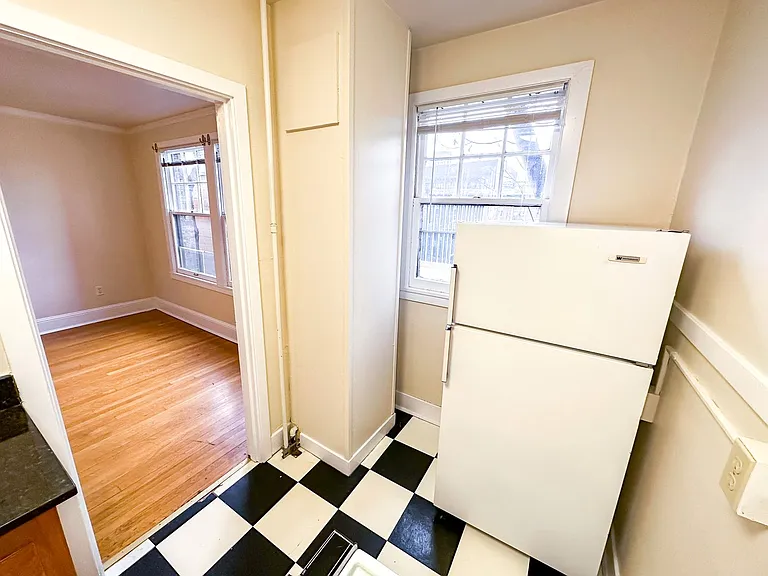 Embassy Apartments — Photo 29