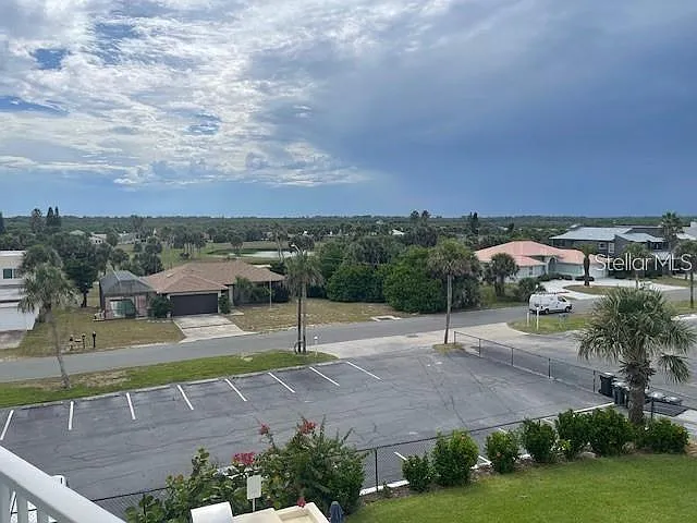 2 bed, 2.5 bath, 1201 sqft, $2,000 — Photo 2