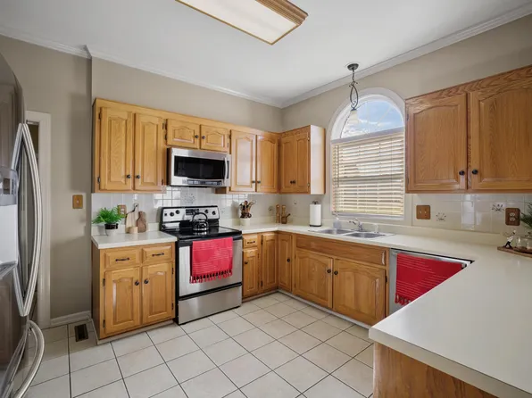 731 Oak Grove Church Rd, Waynesboro, VA 22980