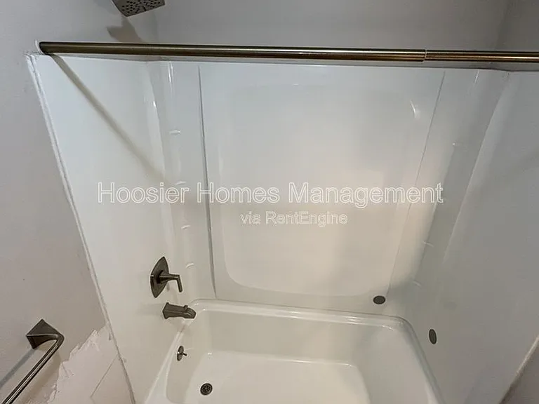 2931 N Tacoma Ave #31 — Photo 8