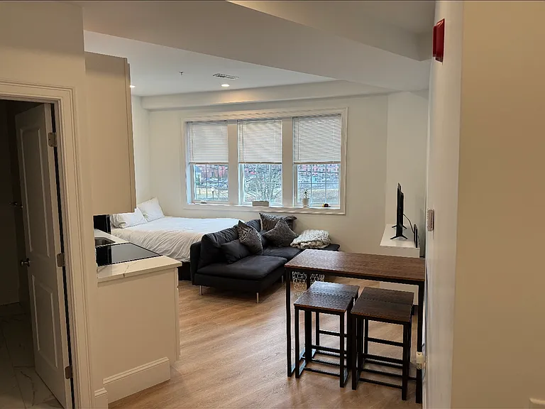 8 Water St #206 — Photo 10