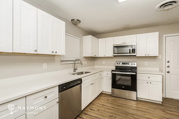 3556 Wosley Dr — Photo 7