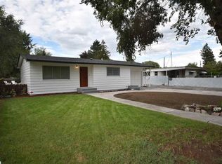717 E 27th Ave, Kennewick, WA 99337
