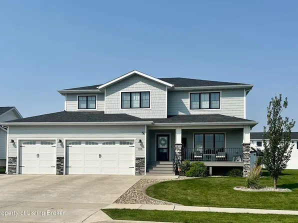 1315 46th Ave W, Dickinson, ND 58601