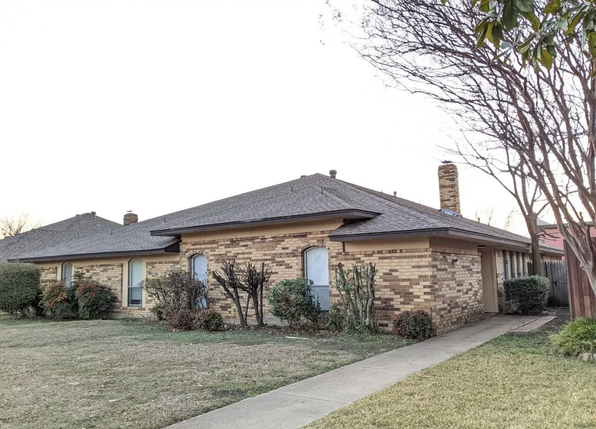 3 bed, 1740 sqft, $2,300 — Photo 1