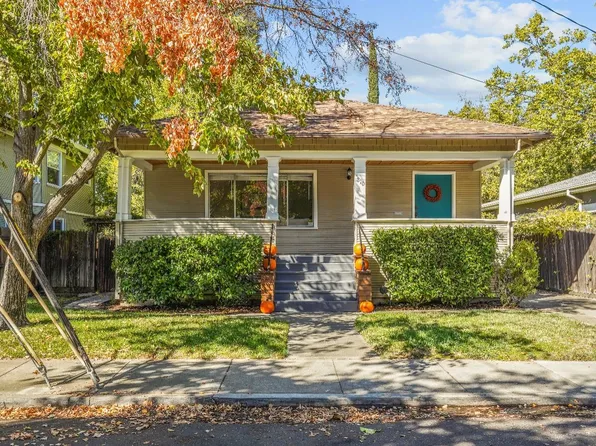 810 38th St, Sacramento, CA 95816
