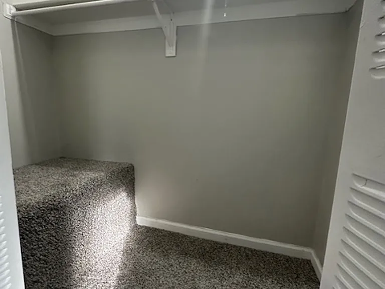 Oakview Townhomes — Photo 21