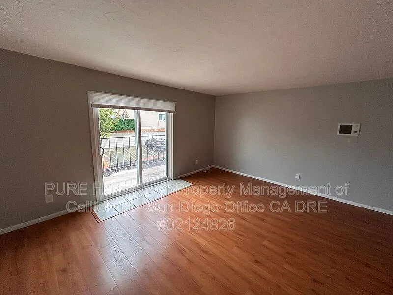 2 bed, 1.0 bath, 900 sqft, $2,595 — Photo 2