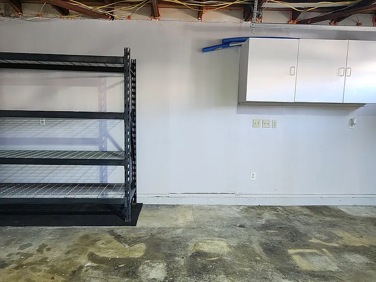 9614 W Cerritos Ave — Photo 37