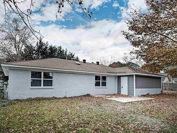 5th image of 113 Bent Creek Dr