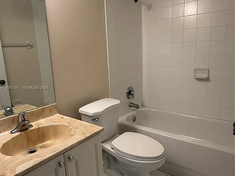 1657 SE 23rd Way #1657 — Photo 7