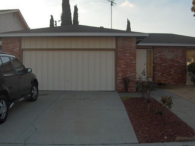 1st image of 6327 Menlo Dr