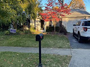 3374 Rudon Ln, Columbus, OH 43204