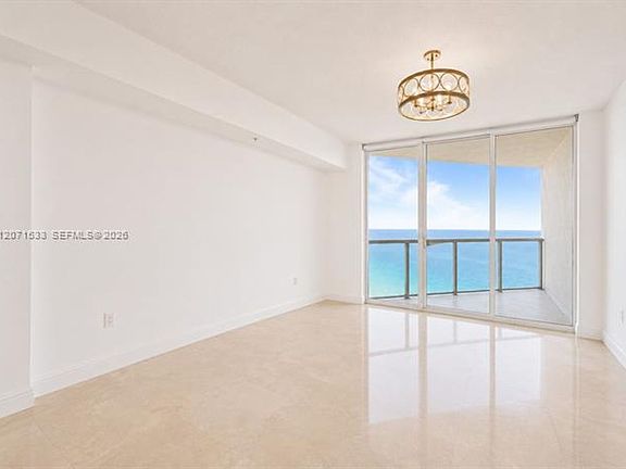 4th image of 16699 Collins Ave #Cu-3604