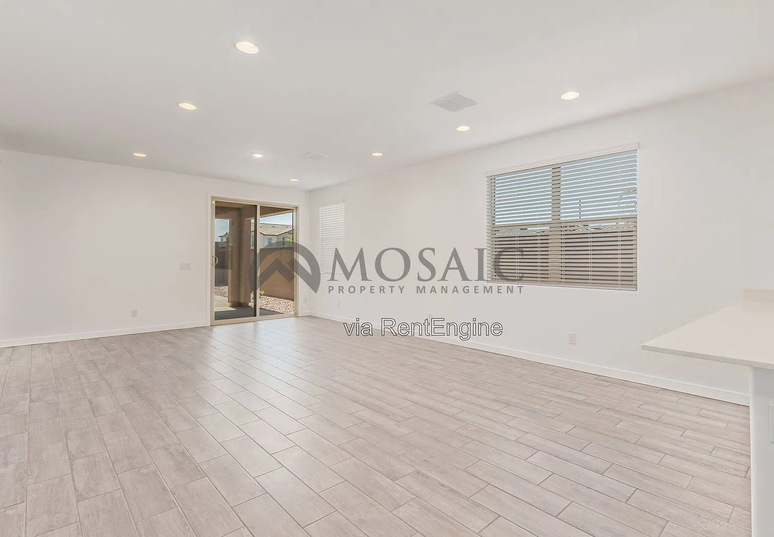 5 bed, 3.0 bath, 1953 sqft, $2,950 — Photo 4