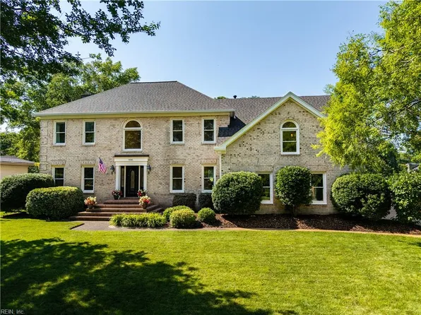 1641 Dey Cove Dr, Virginia Beach, VA 23454