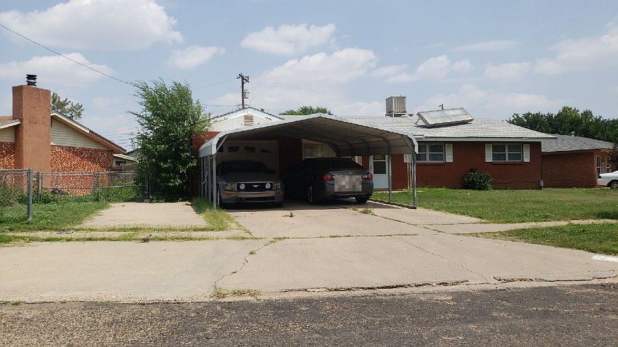 1st image of 108 Waneta Cir
