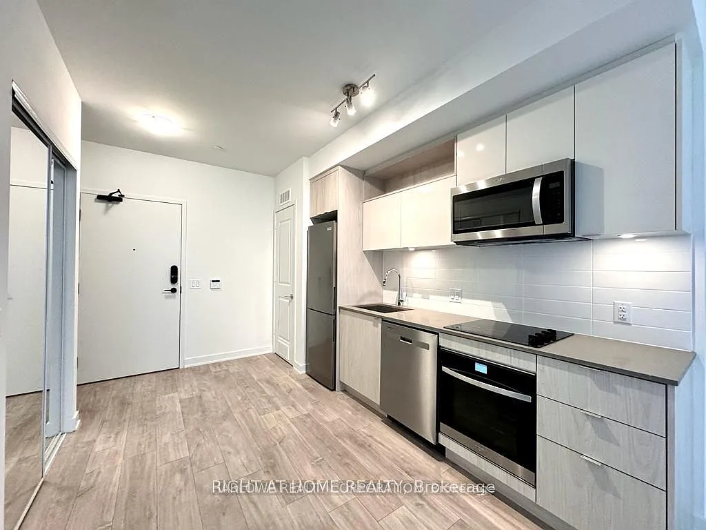 1 bed, $2,100 — Photo 3