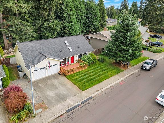 3rd image of 14262 122nd Avenue NE