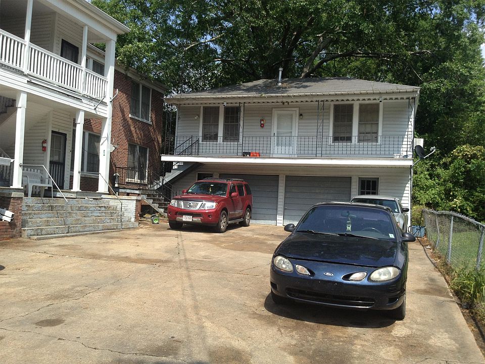 This studio apartment behind main building over the garage.