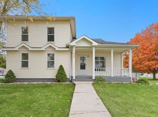 308 S Main St, Avilla, IN 46710