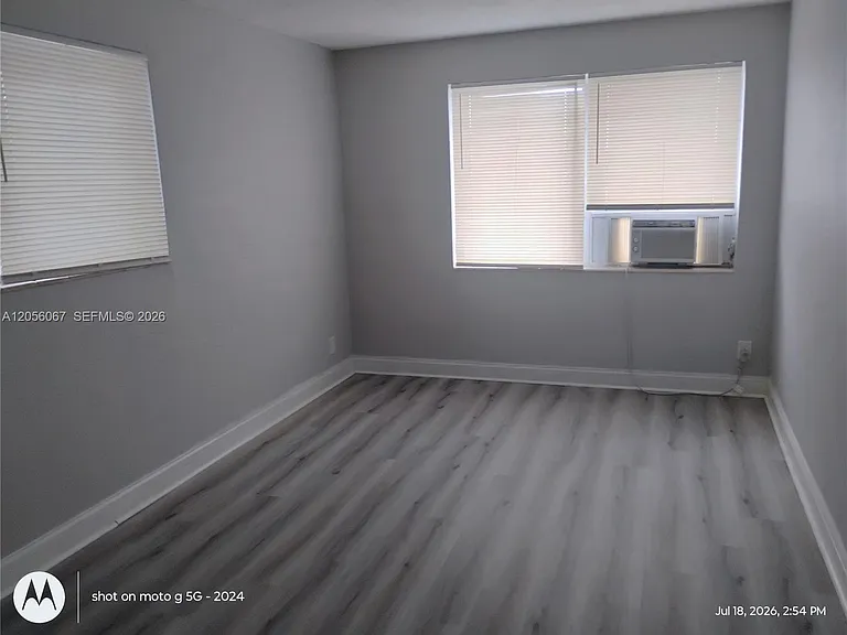 4321 W Hallandale Beach Blvd #1 — Photo 11