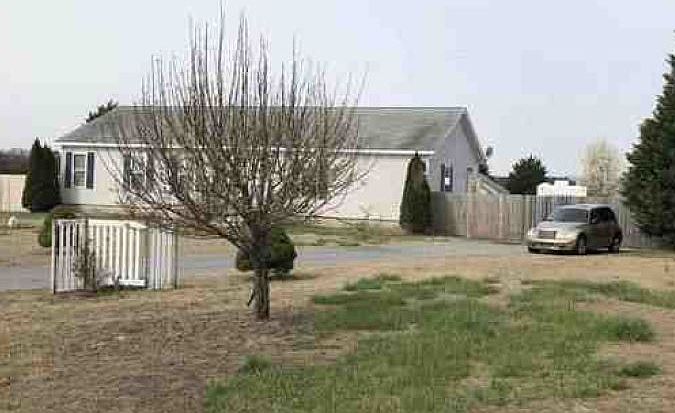 2nd image of 12115 Country Ct