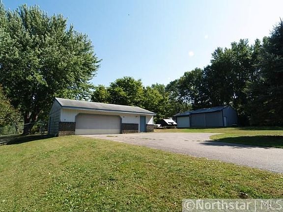 2nd image of 15645 Green Meadow Cir