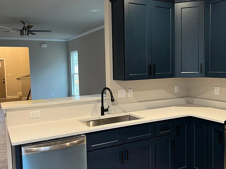 1311 Hazel Ave — Photo 4