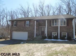 584 Melissa Ln, State College, PA 16803