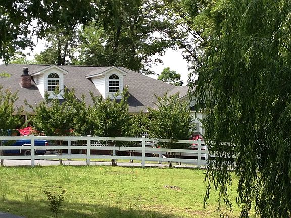 3rd image of 324 County Road 1597