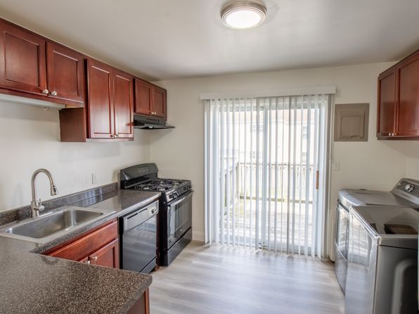 131 Lake Erie St #112DLAW