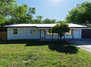 126 E Bobwhite Ln, Harker Heights, TX 76548