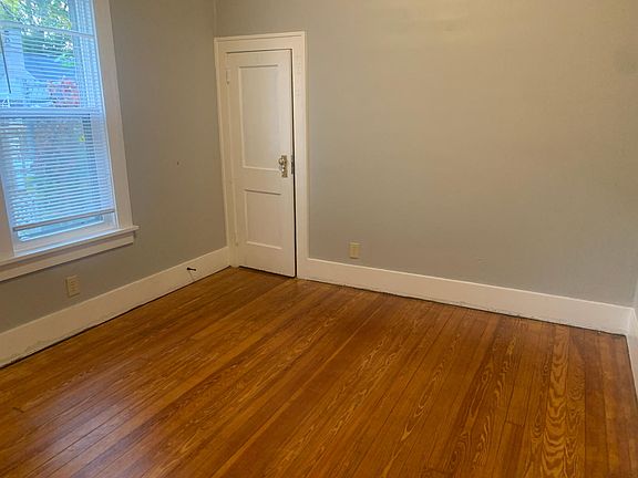 5th image of 417 E Fairview Ave