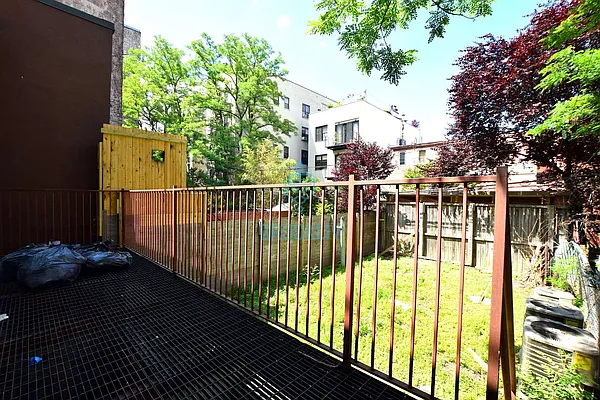 Rented by null | media 62