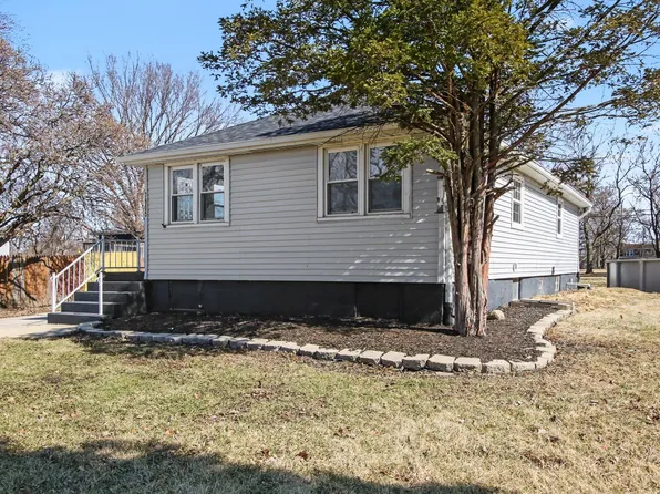 7905 Marshall St, Merrillville, IN 46410