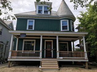 65 Hungerford Ter, Shelburne, VT 05401