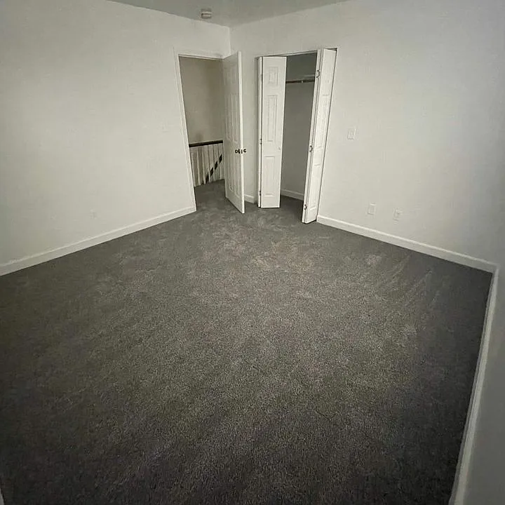 310 Elm Ave #2