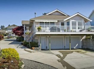 5202 Macbeth Dr, Anacortes, WA 98221